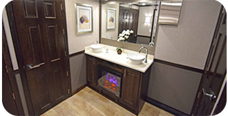 Luxury Restroom Trailors